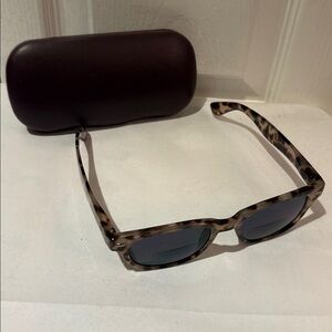 Peppers Leopard Print Sunglass Reading‎ Glasses w/case